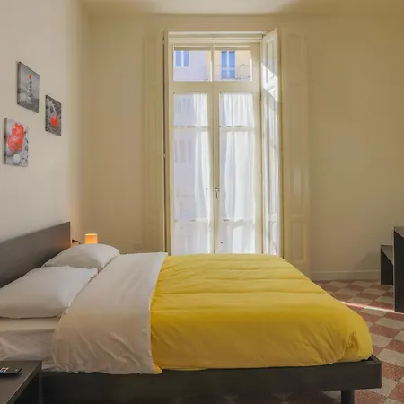 Πανσιόν B&B Salerno Centrale 4*