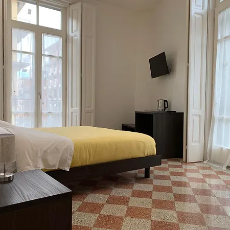 B&B Salerno Centrale *
